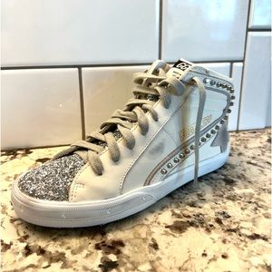 brand new golden goose!